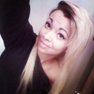 Meet your Posher, Taya